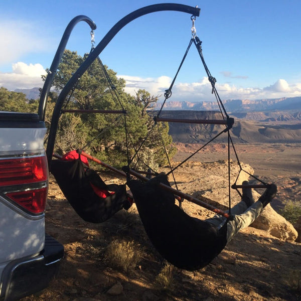 HAMMAKA HAMMOCK HITCH STAND WITH BLUE CRADLE CHAIRS AND BLUE/GREEN PARACHUTE HAMMOCK